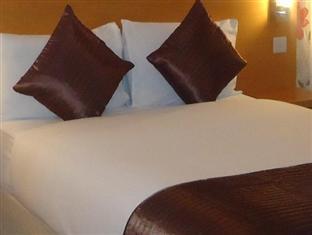 Sky Plaza Hotel Leicester Exterior photo